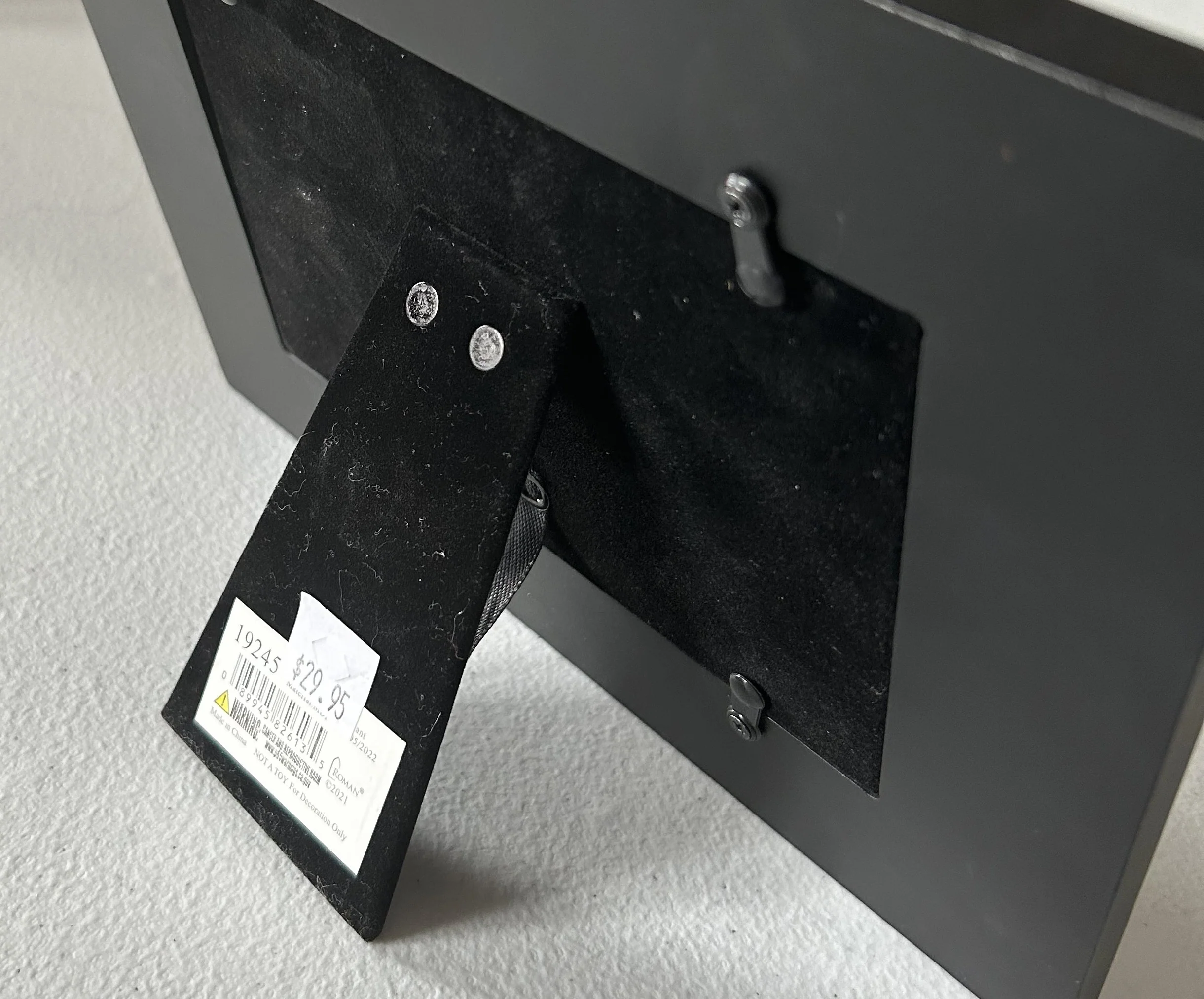 Pet Memorial Picture Frame - "Forever in my heart" - 4" X 6" Photo - 7" X 9" Frame - Image 3